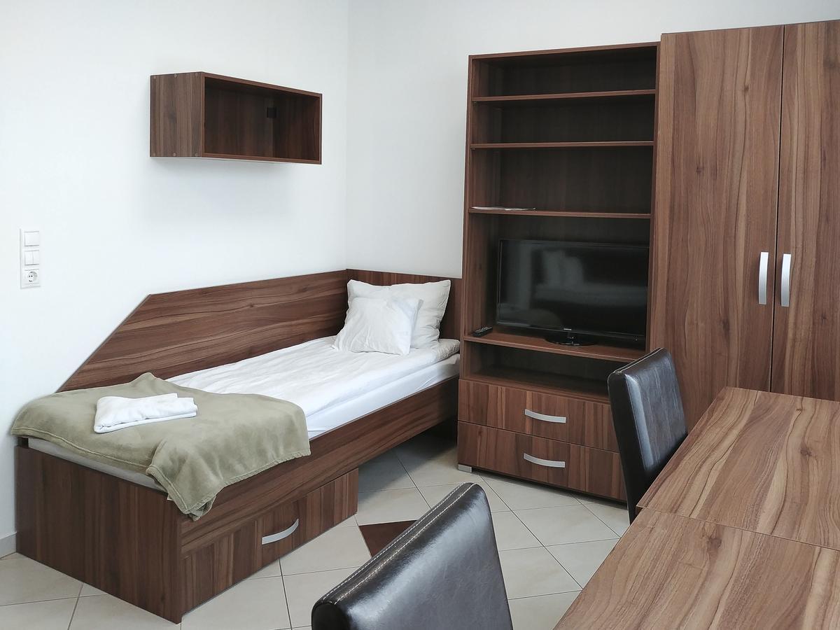 Lotus Hotel Szeged Ngoại thất bức ảnh